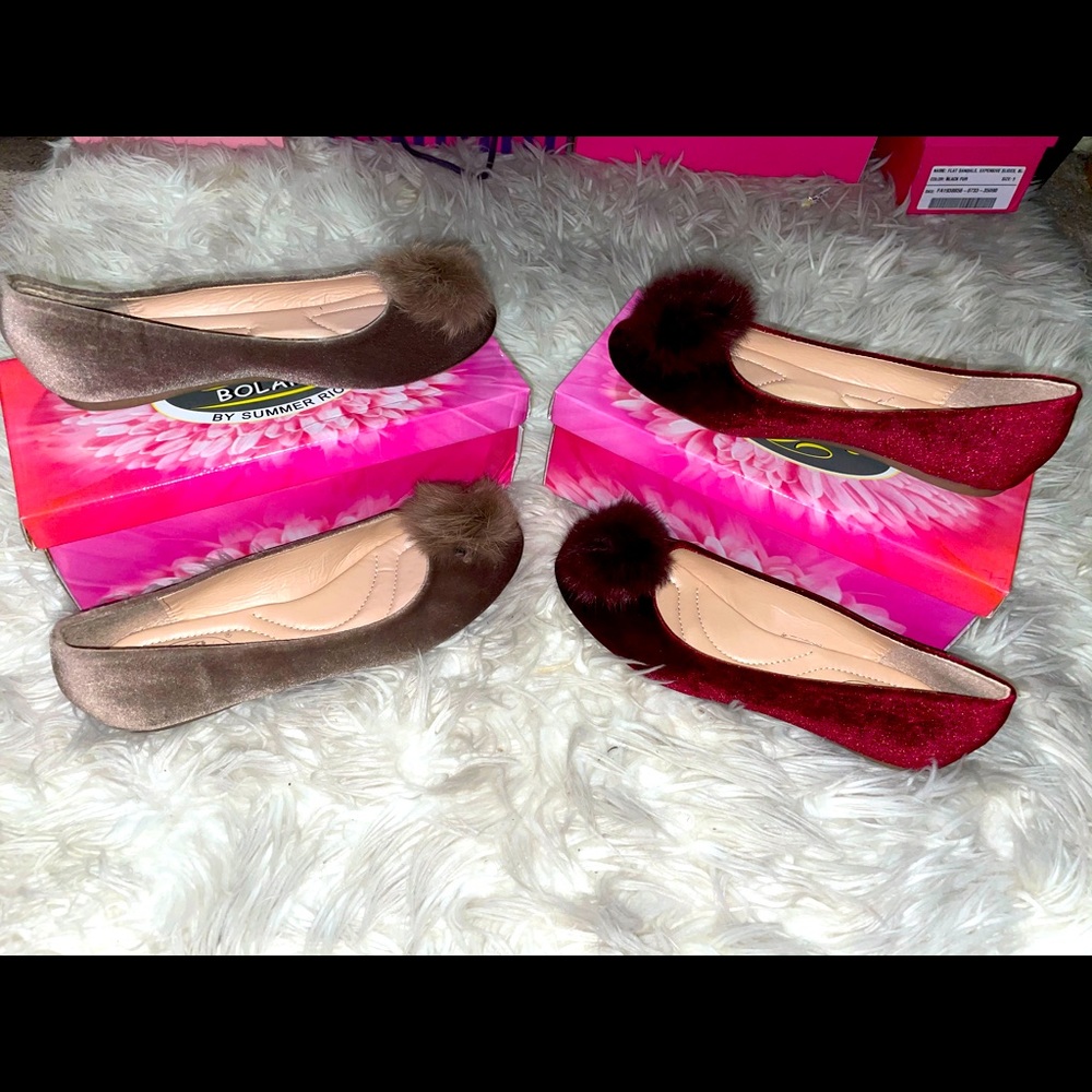 🚨SOLD🚨Velvet Flats with Puff, Size 10